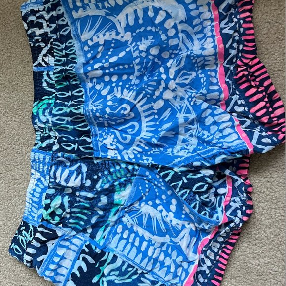 Lilly Pulitzer Blue Soft Comfy Drawstring Shorts- With Pockets - Picture 2 of 2